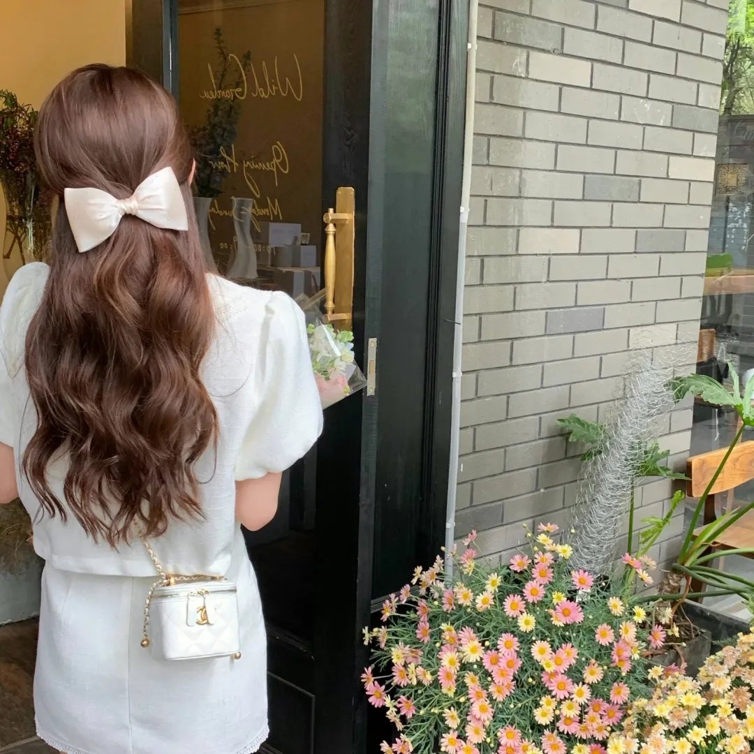 勾魂女郎 海报
